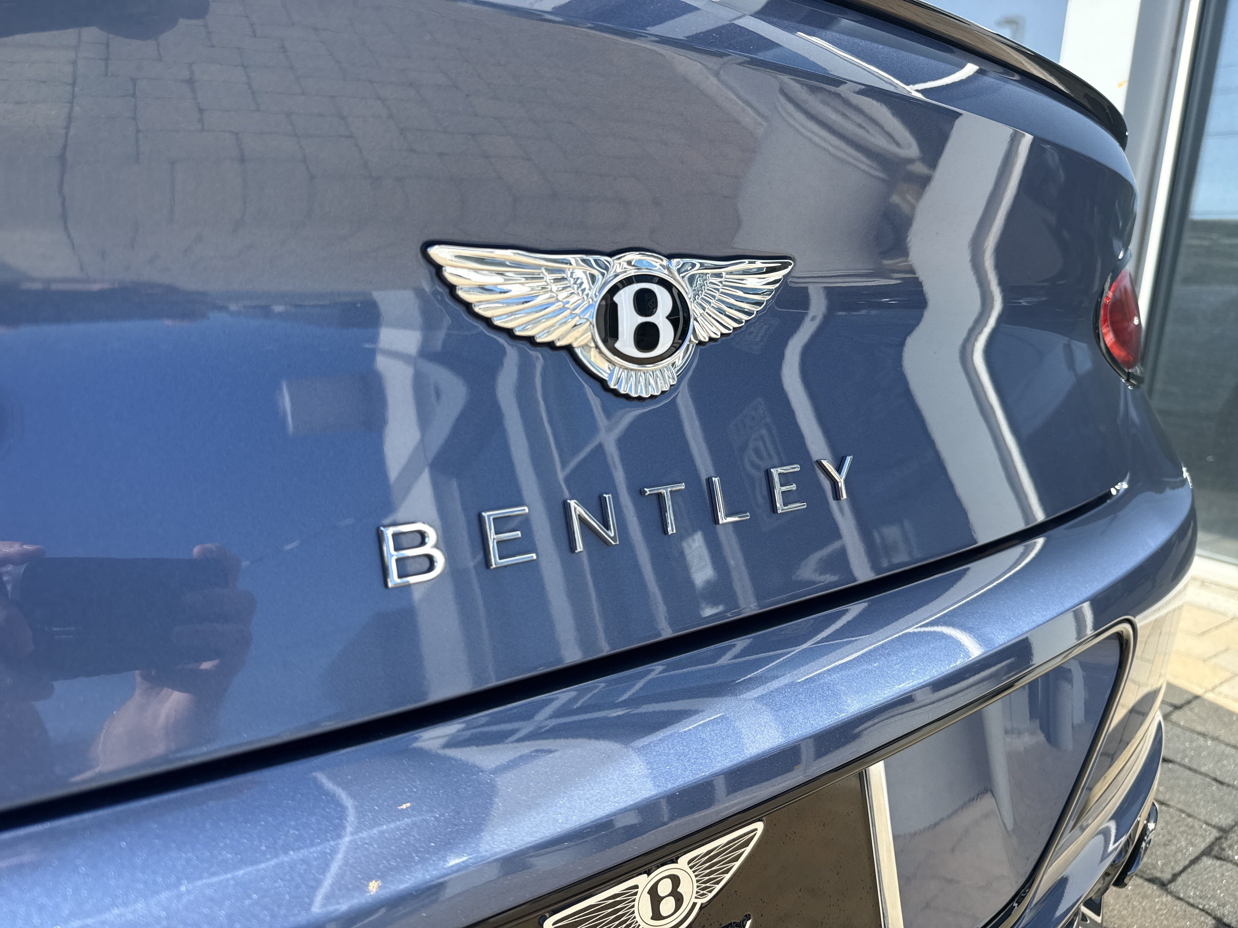 Used 2022 Bentley Continental GT AWD/4WD image 32