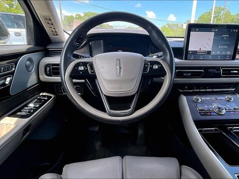 Used 2020 Lincoln Aviator Grand Touring w/ Equipment Group 301A AWD/4WD image 7