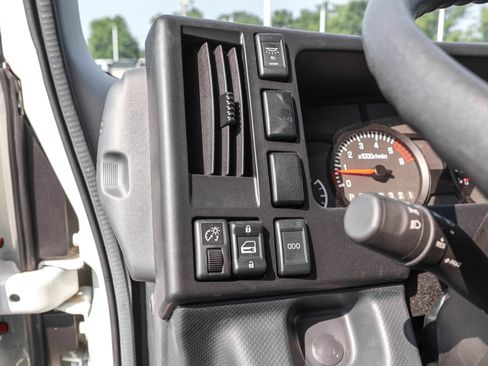 New 2025 Chevrolet Low Cab Forward 5500XG RWD image 21