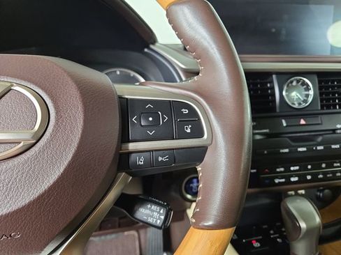 Used 2020 Lexus RX 450h AWD w/ Premium Package image 25