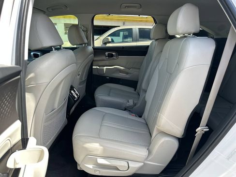 Used 2023 Kia Sorento SX Prestige AWD/4WD image 20
