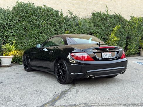 Used 2012 Mercedes-Benz SLK 350 image 3