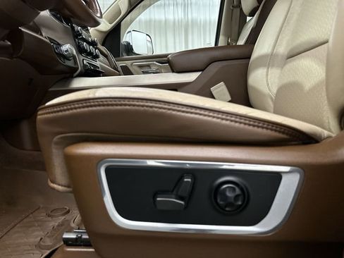 Used 2021 RAM 1500 Laramie image 17