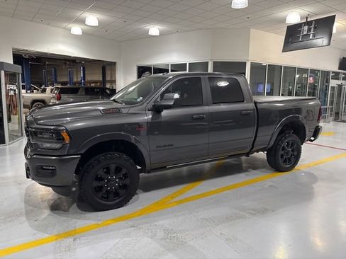 Used 2022 RAM 2500 Limited AWD/4WD image 5
