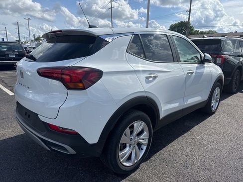 Used 2025 Buick Encore GX Preferred FWD image 2