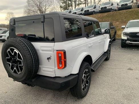 New 2025 Ford Bronco Outer Banks image 8