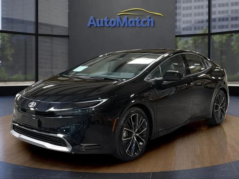 Used 2024 Toyota Prius Limited w/ Limited Premium Package AWD/4WD image 4