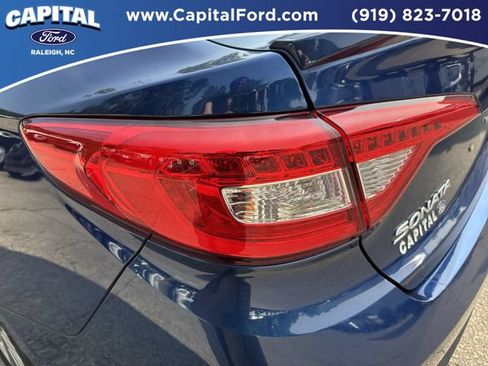 Used 2016 Hyundai Sonata Limited w/ Option Group 04 FWD image 15