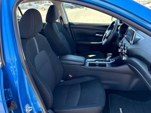 Used 2024 Nissan Sentra SV FWD image 17