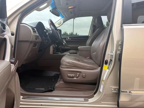Used 2015 Lexus GX 460 w/ Premium Package AWD/4WD image 20