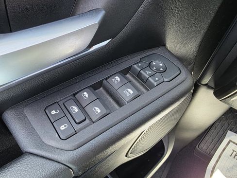 Used 2026 RAM 1500 Big Horn AWD/4WD image 10