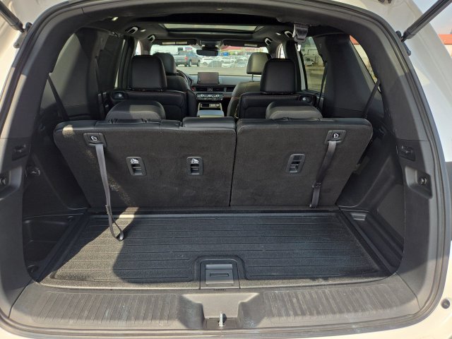 Used 2025 Honda Pilot TrailSport image 25
