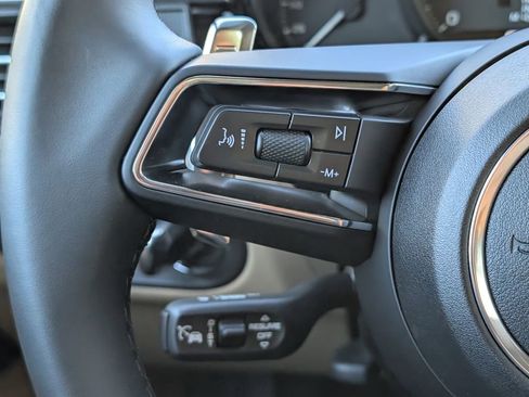 New 2026 Porsche Macan image 20