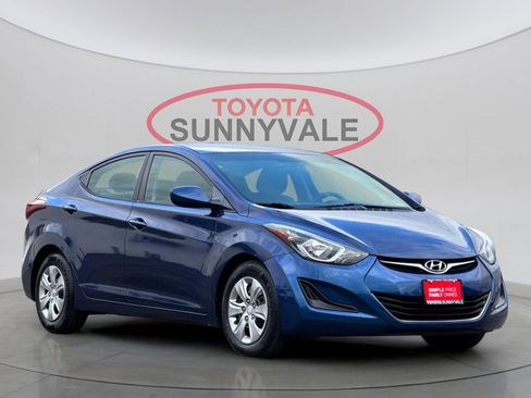 Used 2016 Hyundai Elantra SE image 10