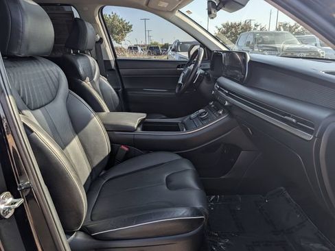 Used 2023 Hyundai Palisade Limited w/ Cargo Package FWD image 33