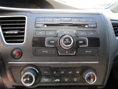 Used 2014 Honda Civic LX image 11