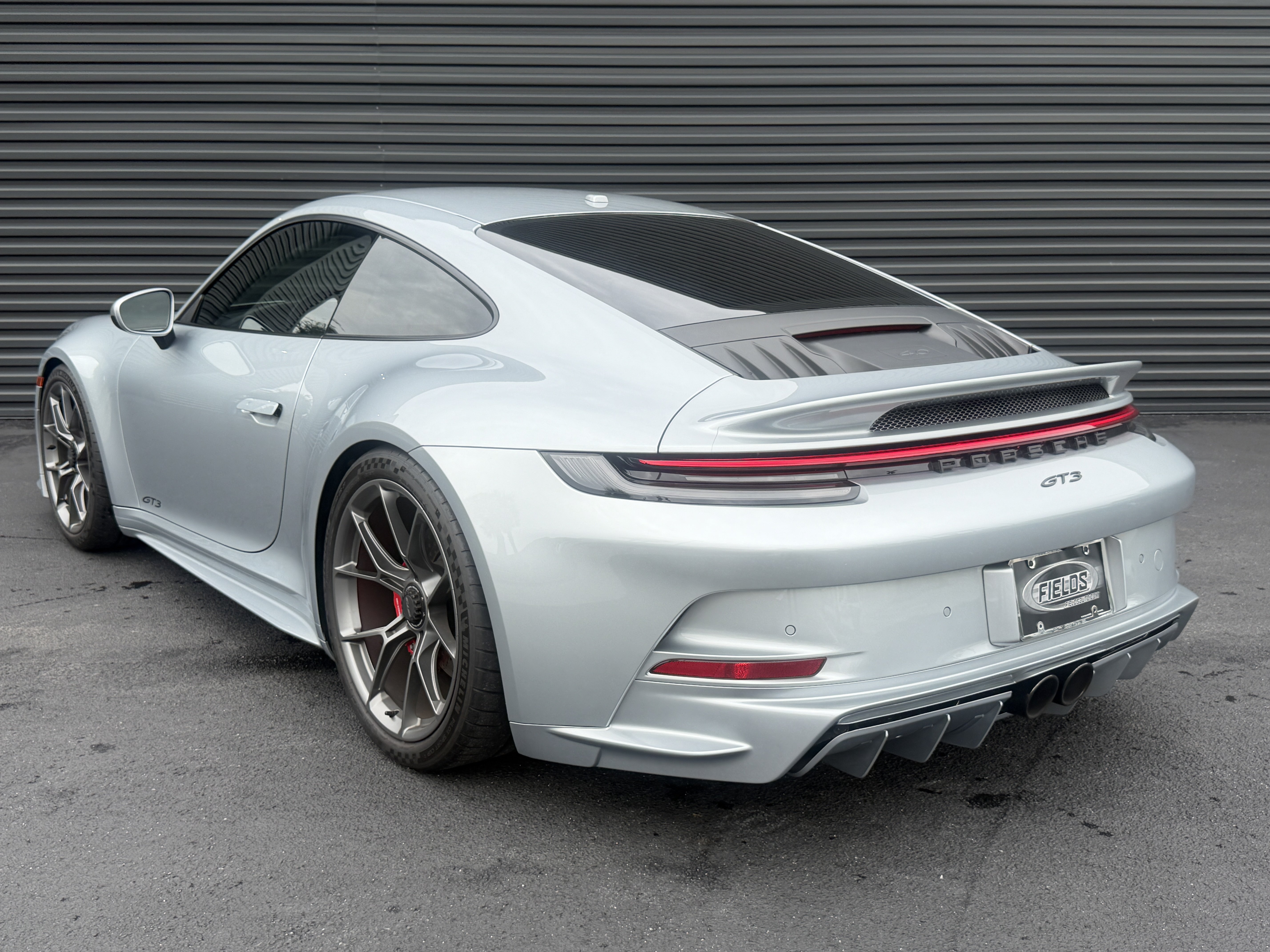 Used 2022 Porsche 911 GT3 RWD image 3
