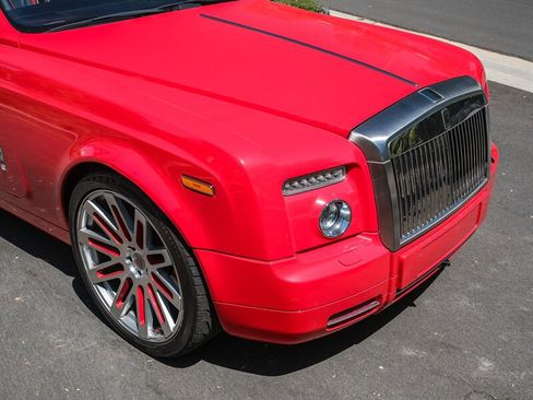 Used 2010 Rolls-Royce Phantom Drophead Coupe image 13