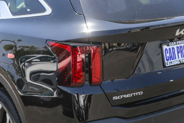 New 2026 Kia Sorento EX AWD/4WD image 17