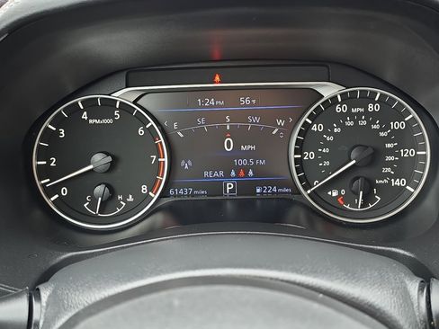 Used 2023 Nissan Altima 2.5 SR w/ SR Premium Package FWD image 27