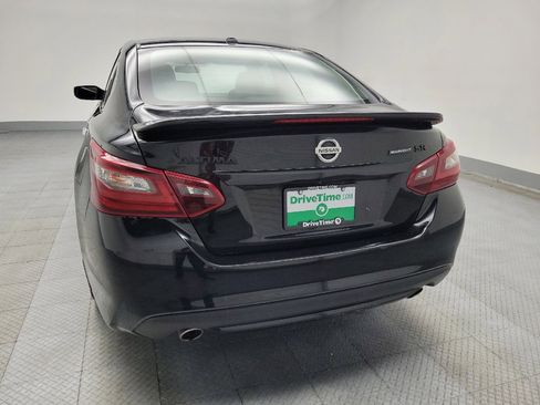 Used 2018 Nissan Altima 2.5 SR w/ SR Midnight Edition image 6