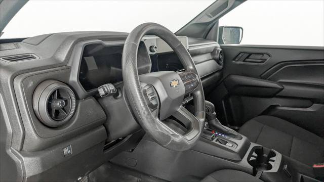 Used 2023 Chevrolet Colorado W/T RWD image 24