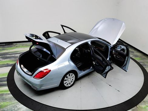 Used 2014 Mercedes-Benz S 550 Sedan image 39
