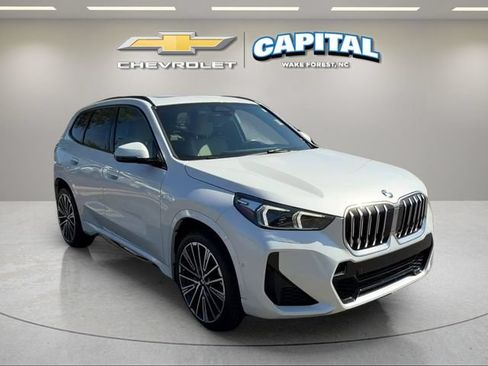 Used 2024 BMW X1 xDrive28i w/ M Sport Package AWD/4WD image 8