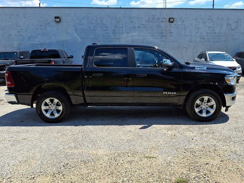 Used 2024 RAM 1500 Laramie AWD/4WD image 6