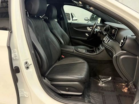 Used 2022 Mercedes-Benz E 350 Sedan w/ AMG Line Exterior image 23