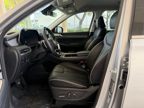 Used 2025 Hyundai Palisade SEL FWD image 6