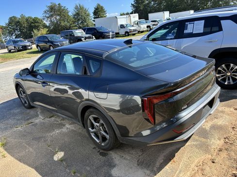 Used 2025 Kia K4 FWD image 6