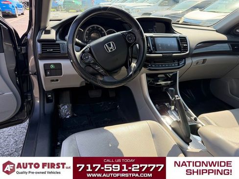 Used 2017 Honda Accord EX-L image 11