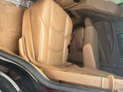Used 2017 Cadillac Escalade Platinum AWD/4WD image 5