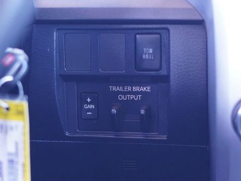 Used 2020 Toyota Tundra SR5 w/ SR5 Upgrade Package image 29