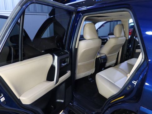 Used 2021 Toyota 4Runner SR5 Premium w/ Moonroof Package image 16