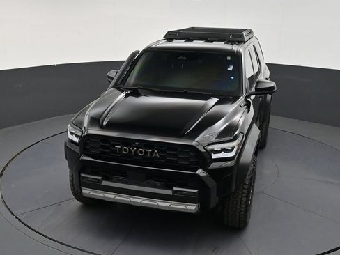 Used 2025 Toyota 4Runner Trailhunter AWD/4WD image 18