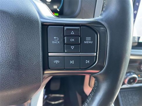 Certified 2023 Ford F150 Platinum w/ Equipment Group 701A High image 18