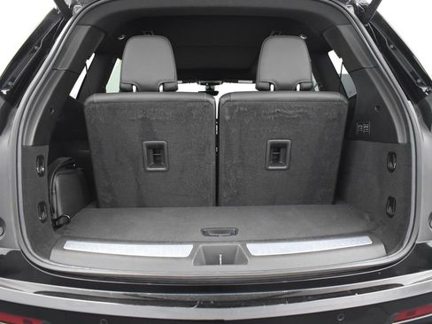 Used 2023 Cadillac XT6 Sport w/ Technology Package image 29