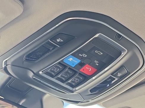 Used 2021 Jeep Grand Cherokee L Limited image 33