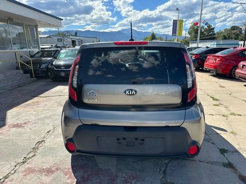 Used 2015 Kia Soul FWD image 6