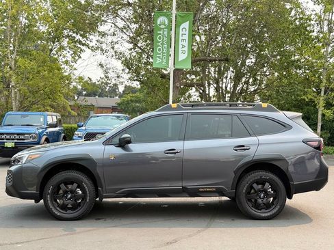 Used 2025 Subaru Outback Wilderness w/ Wilderness Package AWD/4WD image 2