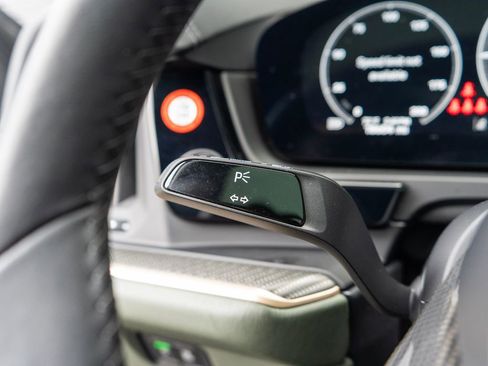 Used 2025 Porsche Cayenne GTS image 20