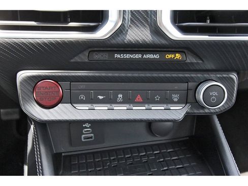 Used 2024 Ford Mustang GT Premium RWD image 27