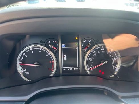 Used 2024 Toyota 4Runner TRD Off-Road Premium AWD/4WD image 7