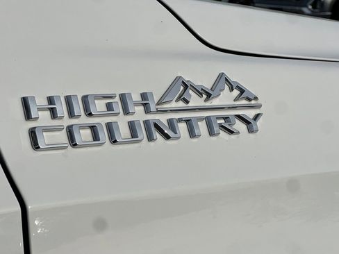 Used 2021 Chevrolet Tahoe High Country image 30