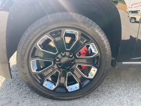 Used 2019 GMC Yukon XL Denali w/ Denali Ultimate Package AWD/4WD image 12