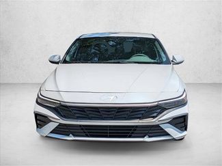 Used 2024 Hyundai Elantra SEL FWD video 2
