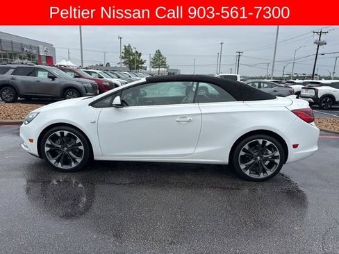 Used 2019 Buick Cascada Premium image 6