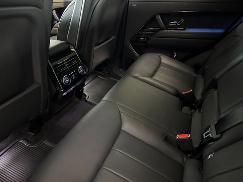 Used 2025 Land Rover Range Rover Sport Autobiography AWD/4WD image 12